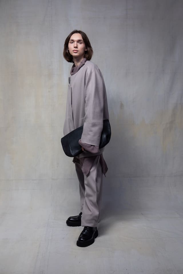 EFFORTLESS CASHMERE JACKET . View 1