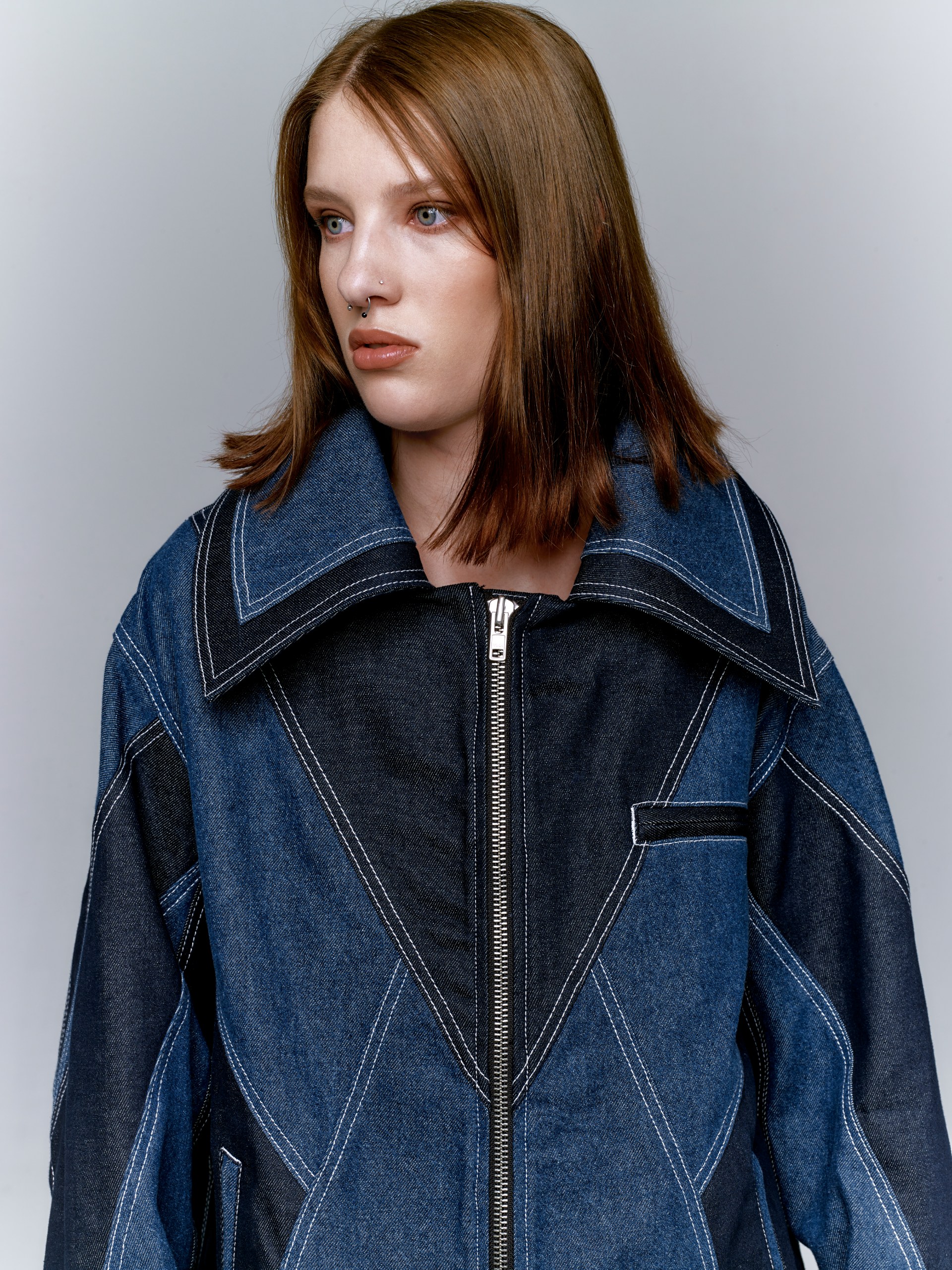 TWO-TONED V JACKET — The Aligned. View 6